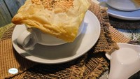 Ternyata makan zuppa soup bisa jadi alternatif kalau lagi nggak mau makan nasi lho. Hal ini salah satunya dipraktekkan @syaharah. Foto: Instagram