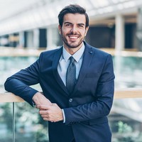 Nomor empat, diisi profesi pengacara bagi pria. Foto: dok. IStock