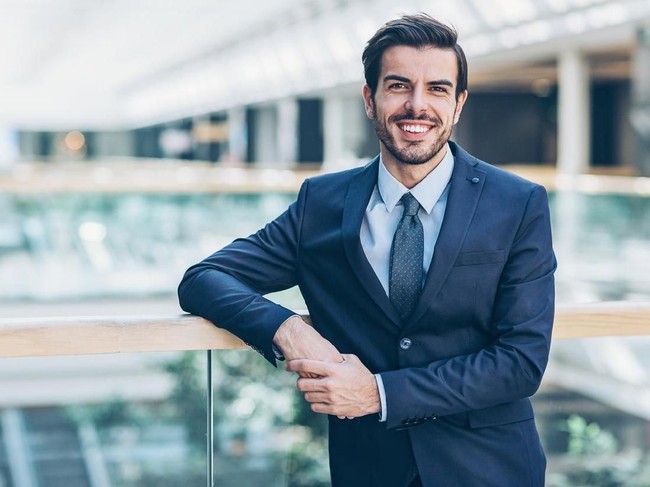 Nomor empat, diisi profesi pengacara bagi pria. Foto: dok. IStock