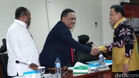 Komite I DPD RI melakukan rapat kerja dengan KPU dan Bawaslu di gedung DPD Komplek Parlemen, Senayan, Jakarta, Senin (24/9/2018).
