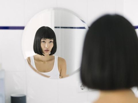 Waspada Jika Merasa Tak Cantik, Bisa Picu Gangguan Mental hingga Anoreksia