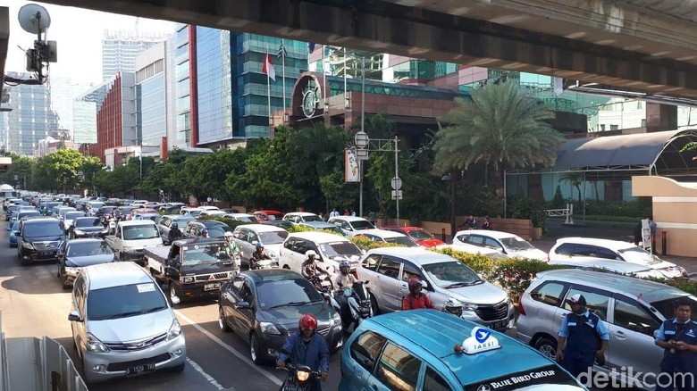 Aliando Demo, Macet di Rasuna Said dari Jl Denpasar Aliando Demo, Macet di Rasuna Said dari Jl Denpasar