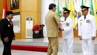 Proses pelantikan pun dilaksanakan di Jakarta karena KPK tidak mengizinkan Syahri Mulyo ke luar kota karena telah menjadi tersangka kasus suap.
