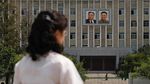 Foto: Korea Utara dan Senyuman Kim Jong-il
