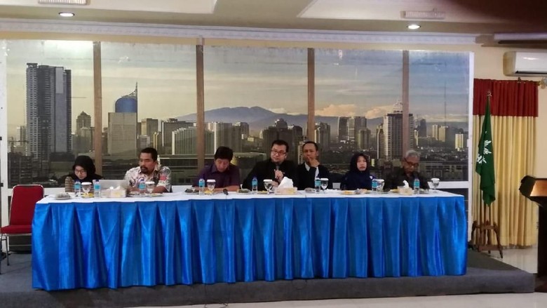 PP Muhammadiyah Minta KPU Beri Tanda Caleg Eks Napi Korupsi PP Muhammadiyah Minta KPU Beri Tanda Caleg Eks Napi Korupsi