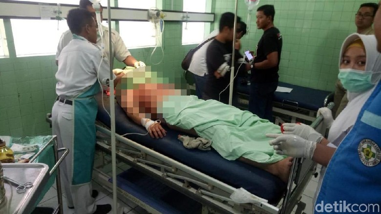 Polisi akan Olah TKP Kasus Penusukan Kepala Cabang Bank di Kediri Polisi akan Olah TKP Kasus Penusukan Kepala Cabang Bank di Kediri