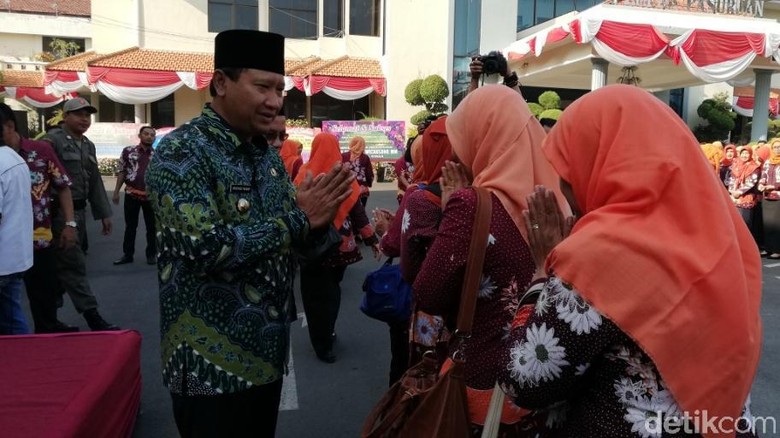 Bupati Pasuruan Wanti-wanti ASN Soal Penipuan CPNS Bupati Pasuruan Wanti-wanti ASN Soal Penipuan CPNS