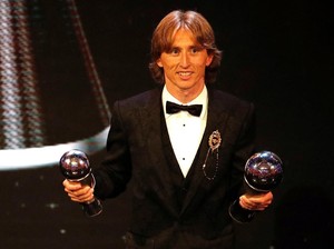 Video: Luka Modric Pemain Terbaik Dunia