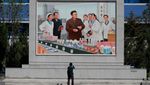 Foto: Korea Utara dan Senyuman Kim Jong-il