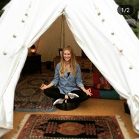 Lalu bagaimana rasa urine? Nggak terlalu ada rasa. Ada rasa sedikit asin dan ada rasa mineral tapi karena aku diet vegan, rasanya tidak terlalu kuat, jelas Kayleigh, seperti dikutip Mirror. Foto: Instagram