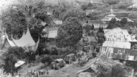 Potret perkampungan desa Loeboek Slasieh di Sumatera di masa penjajahan Belanda. Keystone/Getty Images.