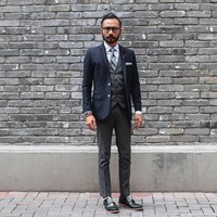 Wak Doyok merupakan contoh nyata bahwa sukses tidak didapatkan secara instant. Dia mengalami hidup susah sebelum kini menjadi pengusaha dan fashionista tajir di Malaysia. Foto: Instagram