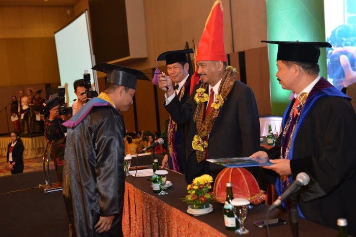 Wisuda Sekolah Pariwisata, Menpar Harap Lahir SDM Profesional
