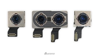 Lensa wide angle naik 32% dari sebelumnya, begitu pula ukuran pixelnya pun berubah. Alhasil hasil foto dalam kondisi kurang cahaya dapat lebih baik. Foto: Sina Mobile