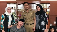 Hengky juga kedatangan tamu istimewa yakni Bapak Endang Anwar, pendiri Kabupaten Bandung Barat. Dok. Instagram/hengkykurniawan
