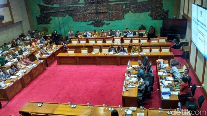 Usul DPR Agar Penerimaan Negara Makin Moncer