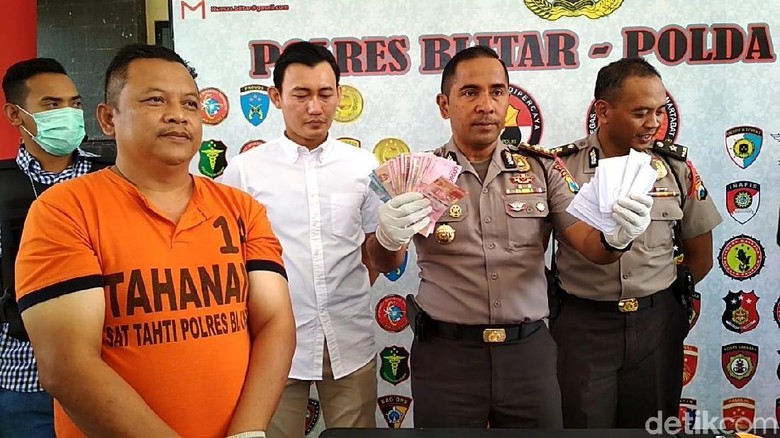 Berdalih Bisa Mengobati, Pria Ngaku Dukun di Blitar Tipu Pasiennya Berdalih Bisa Mengobati, Pria Ngaku Dukun di Blitar Tipu Pasiennya