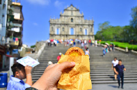 Pilihan judul 2: Mau ke Macao? Yuk Ikut Maraton dan Foto di Ruins of St. Paul's