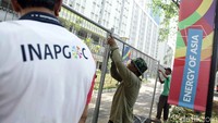Pagar juga diperbaiki.