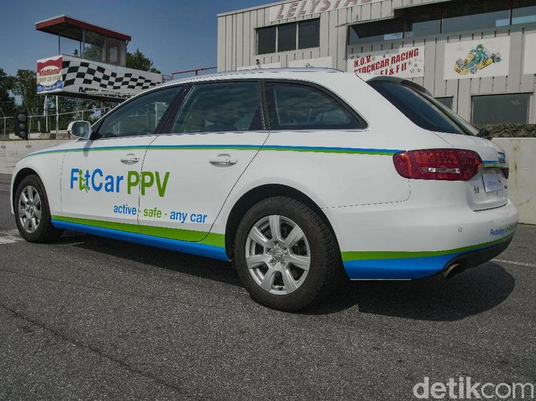 Mobil Ramah Lingkungan, Tenaganya Pakai Dengkul