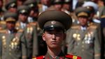 Foto: Korea Utara dan Senyuman Kim Jong-il