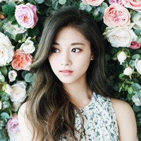 Ranking-nya selalu naik tiap tahun. Dari urutan 13, merangkak ke nomor 8 di 2016, peringkat 3 di 2017 dan kedua di 2018. Foto: Instagram@queentzuyu