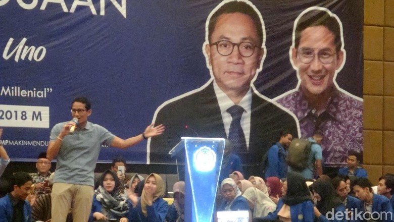Sandiaga Jadi Warga Kehormatan Civitas Akademika UMP Purwokerto Sandiaga Jadi Warga Kehormatan Civitas Akademika UMP Purwokerto