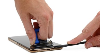 Saat memulai melepas layar. Foto: Sina Mobile