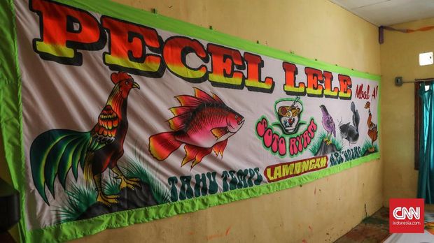 Contoh spanduk pecel Lamongan.