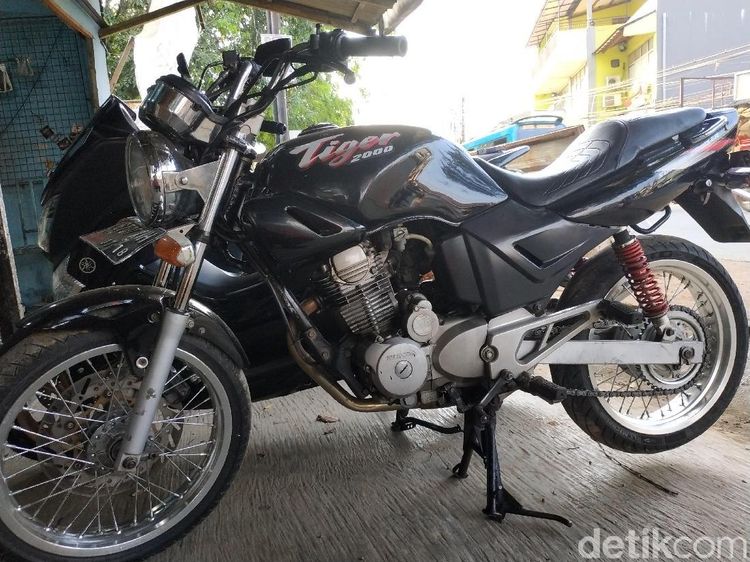 Nostalgia Honda Tiger Generasi Awal