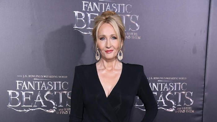 LONDON, ENGLAND - JULY 30:  J. K. Rowling attends the press preview of Harry Potter & The Cursed Child at Palace Theatre on July 30, 2016 in London, England. Harry Potter and the Cursed Child, a two-part West End stage play written by Jack Thorne based on an original new story by Thorne, J.K. Rowling and John Tiffany.  (Photo by Rob Stothard/Getty Images)