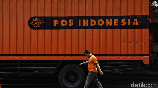 Hari Ini Pak Pos Terima Gaji Lagi