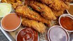 Gurih Renyah! Chicken Fingers dan Kentang Goreng untuk Ngemil Sore Ini