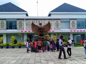 Kawasan PLBN Skouw: Dulu Ditakuti, Sekarang Jadi Tempat Selfie