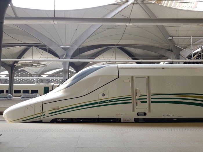 Kereta Cepat Haramain Rail Line yang menyambungkan Mekah-Madinah resmi beroperasi. Seperti apa bentuknya? Yuk! lihat.