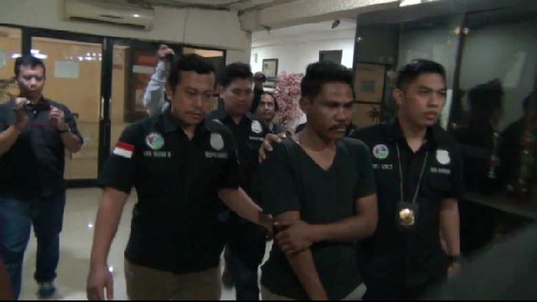 Pemasok Sabu ke Anggota DPRD Sumba Barat Daya Ditangkap Polisi Pemasok Sabu ke Anggota DPRD Sumba Barat Daya Ditangkap Polisi