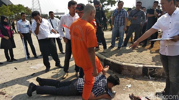 Potret Aksi Sadis Oknum Bobotoh Keroyok Haringga Dalam Rekonstruksi