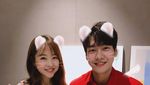 Gemas! Ini Manisnya Park Bo-young Saat Pose dengan Kue dan Minuman