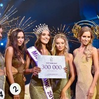 Veronika harus melepaskan mahkota kemenangannya karena ketahuan berbohong. Menurut pihak penyelenggara Veronika berbohong saat menulis data dirinya di formulir pendaftaran. Dia tidak menyebutkan dirinya adalah seorang janda dan punya anak. Foto: Instagram @veronika_didusenko