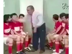 Disikat Derby County, MU Dikeroyok Meme