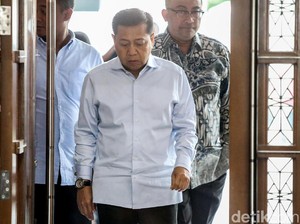 Hakim ke Penyuap Eni: Saat Novanto Jadi Saksi, Kenapa No Comment?