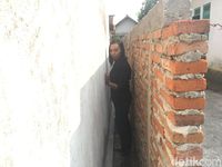 Serangan Balik Khotijah, Korban Dipagar Tembok Tetangganya di Jombang