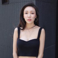  Kenalan dengan Debbie Shao, selebgram sekaligus bos toko fashion online yang jadi perhatian karena wajah menawannya. Foto: Instagram @yehdeb