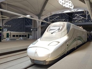 Tahun 2026, Jemaah Haji Khusus RI akan Dilayani Kereta Cepat Arab Saudi