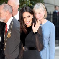 Meghan Markle menghadiri pameran seni Ocenia di Royal Academy, London, Inggris, Selasa (25/9/2018). Untuk pertama kalinya, Meghan Markle tampil tanpa Pangeran Harry di sebuah acara resmi. (Foto: Getty Images)