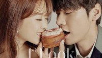 Gimana nih dengan pose Kim Young Kwang dan Park Bo-young yang satu ini? Manis banget ya makan pastry bersama di tengahnya! Foto: Instagram parkboyoung.ph