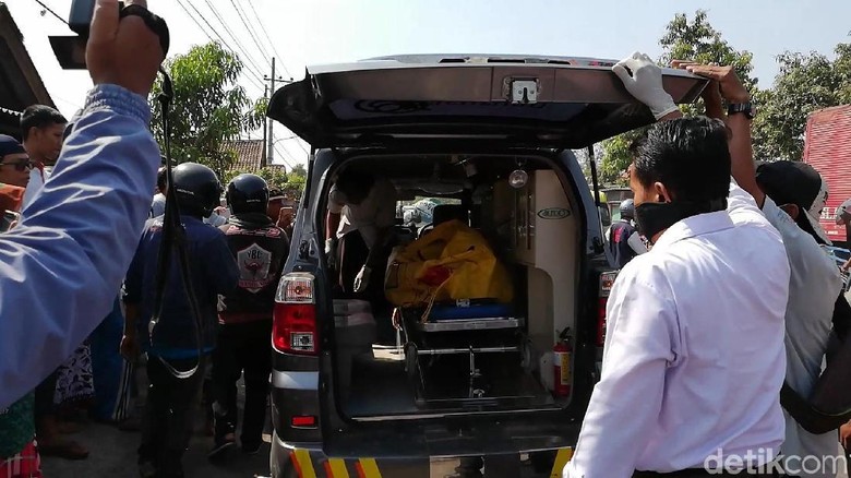 Ada Fakta Baru Kematian Waria Pengusaha Katering, Apa Itu? Ada Fakta Baru Kematian Waria Pengusaha Katering, Apa Itu?