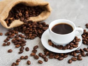 Ini 5 Perbedaan Kopi Arabika dan Robusta, Suka yang Mana?