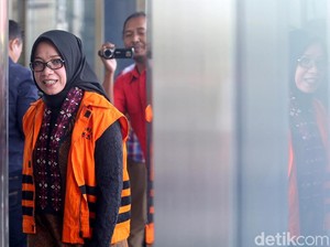 Eni Bantah Suap PLTU Riau Mengalir ke Suami di Pilkada Temanggung