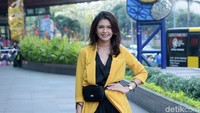 Posenya kala bergaya di depan kamera. Pool/Noel/detikFoto.